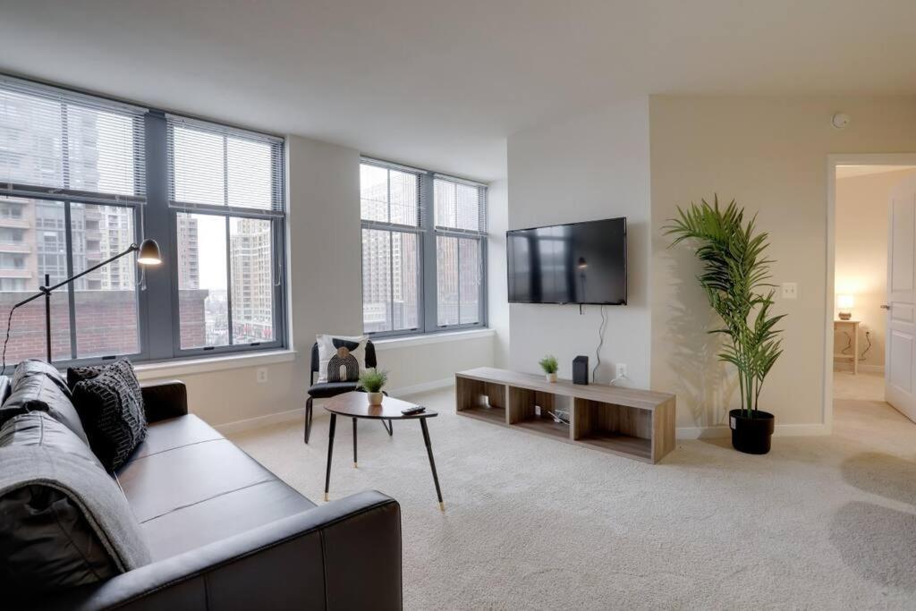 Pentagon City Comfort Modern Stay Арлингтон Экстерьер фото