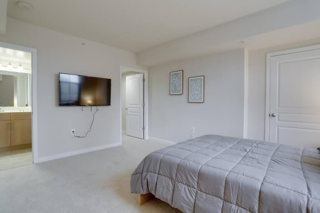 Pentagon City Comfort Modern Stay Арлингтон Экстерьер фото